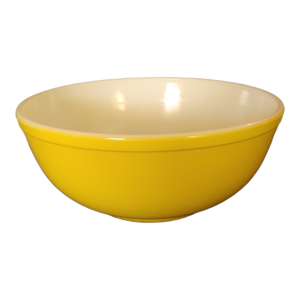 Pyrex 404 Yellow Large Mixing Bowl.NO BUNDLING.